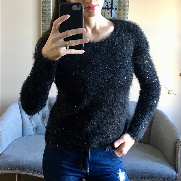 ✨NWT✨GB Sweater - Picture 3 of 7